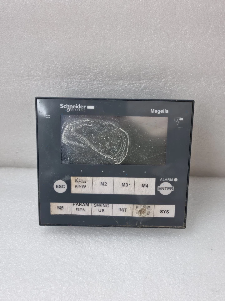 SCHNEIDER MAGELIS XBT RT511 HMI KEYPAD PANEL 24V XBTRT511 (USED)